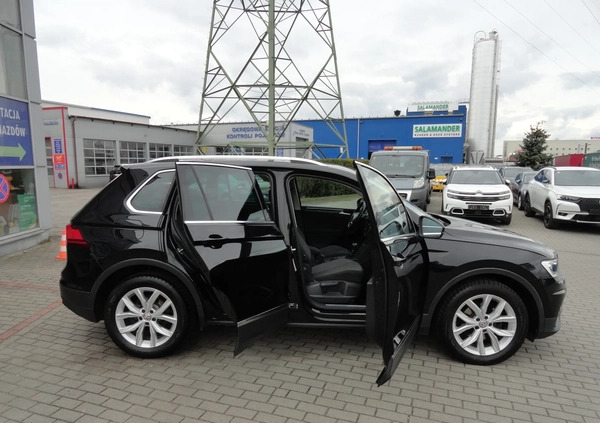 Volkswagen Tiguan cena 89900 przebieg: 139000, rok produkcji 2018 z Sulęcin małe 497